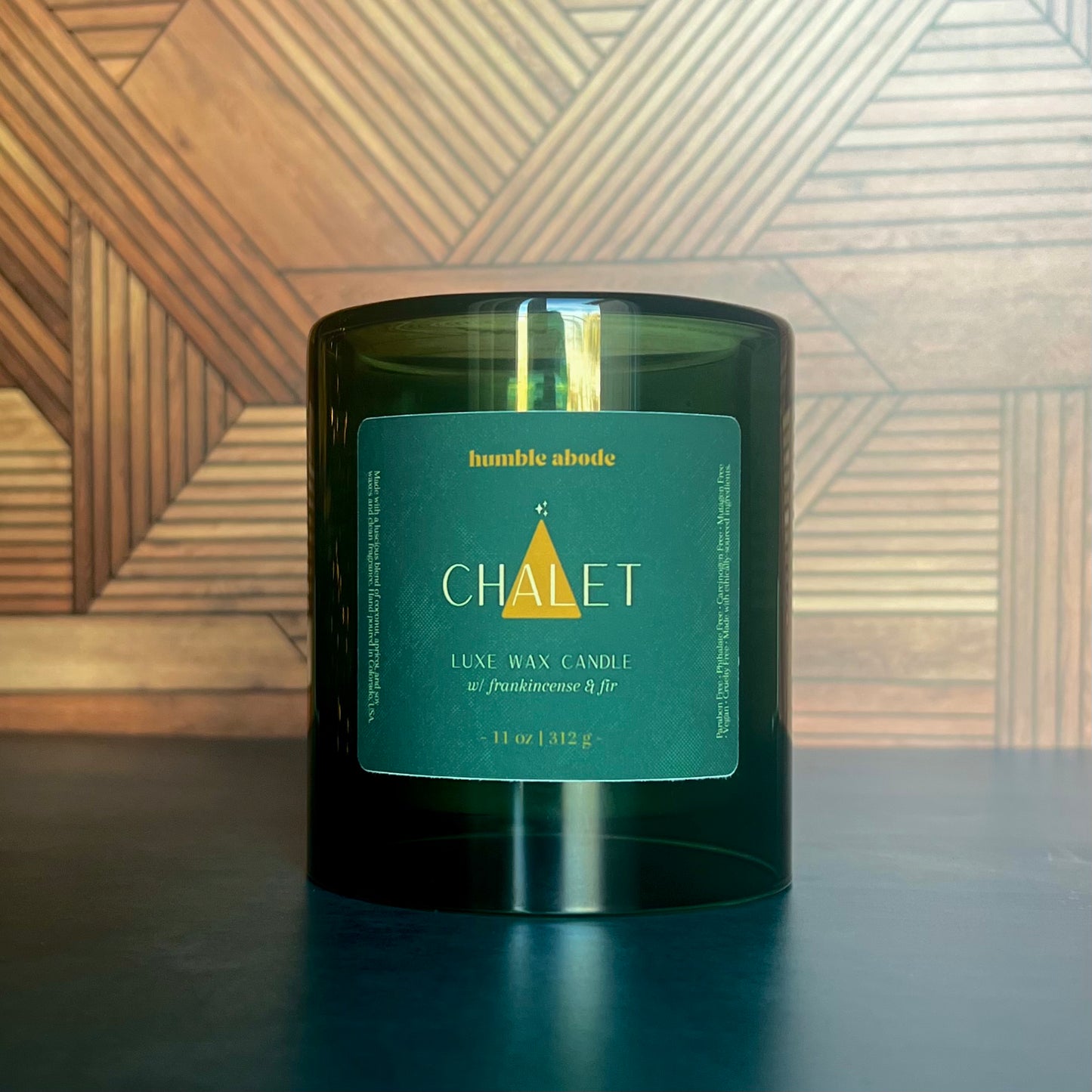 Chalet Holiday Candle