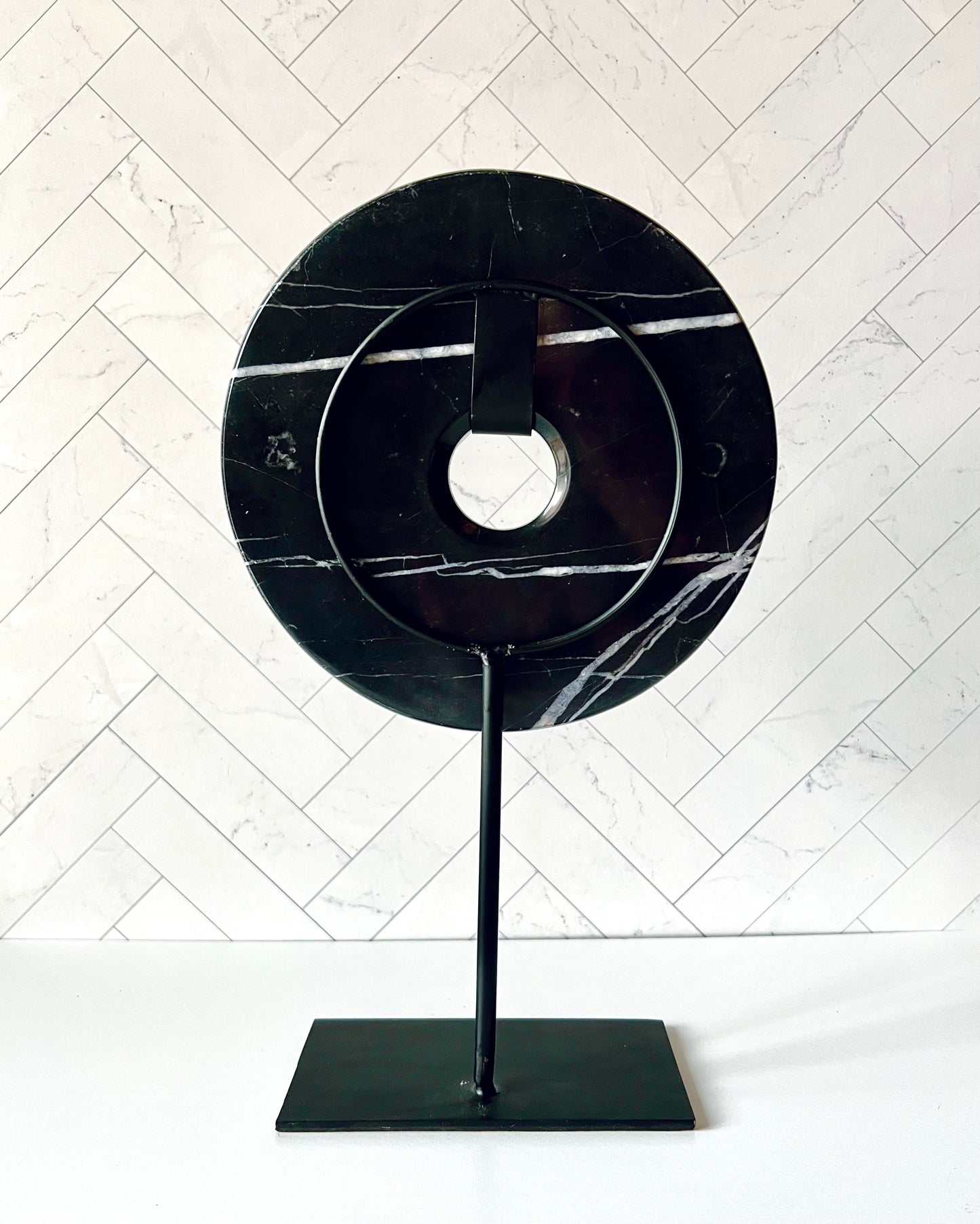 Standing Black Marble Disc (medium) - The Offbeat Co.